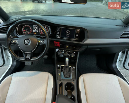 Білий Фольксваген Джетта, об'ємом двигуна 1.4 л та пробігом 83 тис. км за 16000 $, фото 26 на Automoto.ua