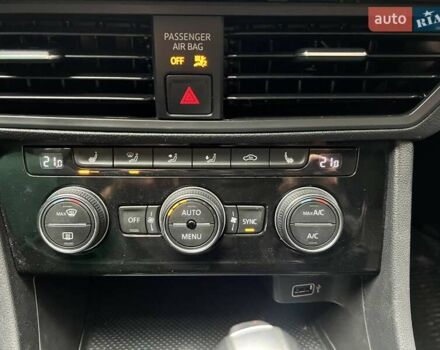 Белый Фольксваген Джетта, объемом двигателя 1.4 л и пробегом 186 тыс. км за 13800 $, фото 29 на Automoto.ua