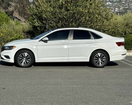 Белый Фольксваген Джетта, объемом двигателя 1.4 л и пробегом 47 тыс. км за 12000 $, фото 3 на Automoto.ua