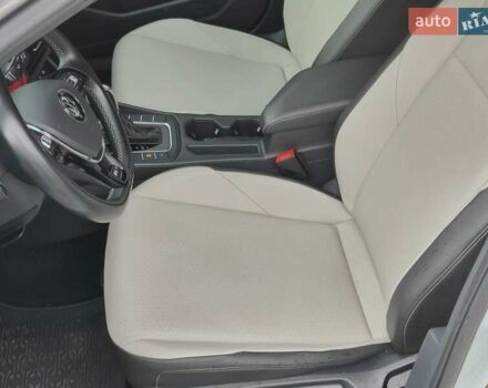 Фольксваген Джетта 2019 в Кривом Роге на Automoto.ua Белый Фольксваген Джетта, объемом двигателя 1.4 л и пробегом 82 тыс. км за 16300 $, фото 13 на Automoto.ua