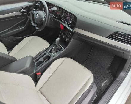 Фольксваген Джетта 2019 в Кривом Роге на Automoto.ua Белый Фольксваген Джетта, объемом двигателя 1.4 л и пробегом 82 тыс. км за 16300 $, фото 15 на Automoto.ua