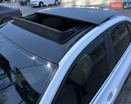 Білий Фольксваген Джетта, об'ємом двигуна 1.4 л та пробігом 83 тис. км за 16000 $, фото 33 на Automoto.ua