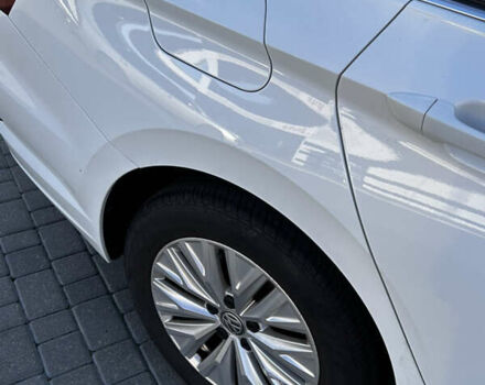 Белый Фольксваген Джетта, объемом двигателя 1.4 л и пробегом 195 тыс. км за 13000 $, фото 23 на Automoto.ua