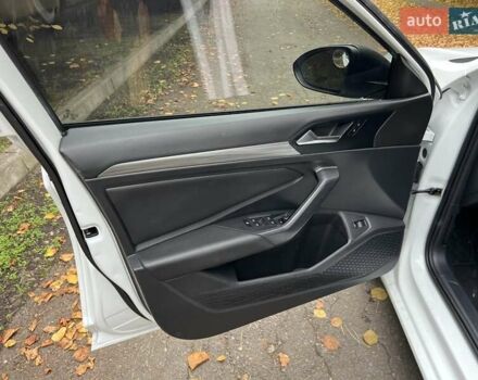 Белый Фольксваген Джетта, объемом двигателя 1.4 л и пробегом 186 тыс. км за 13800 $, фото 17 на Automoto.ua