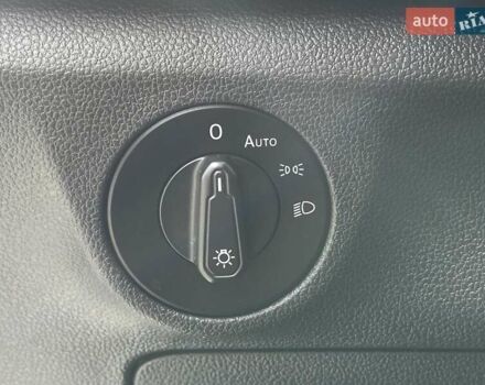 Білий Фольксваген Джетта, об'ємом двигуна 1.4 л та пробігом 31 тис. км за 15999 $, фото 17 на Automoto.ua