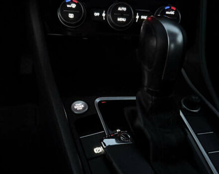 Белый Фольксваген Джетта, объемом двигателя 1.4 л и пробегом 115 тыс. км за 14900 $, фото 17 на Automoto.ua