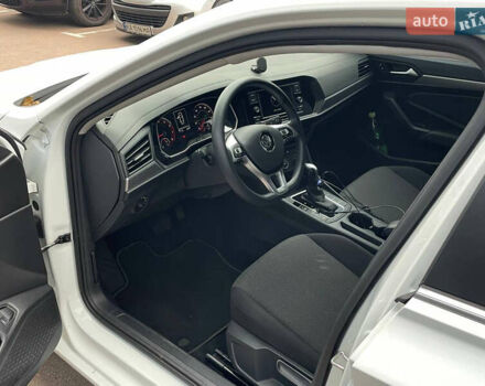 Белый Фольксваген Джетта, объемом двигателя 1.4 л и пробегом 26 тыс. км за 17900 $, фото 10 на Automoto.ua