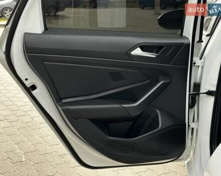 Білий Фольксваген Джетта, об'ємом двигуна 1.4 л та пробігом 31 тис. км за 15999 $, фото 26 на Automoto.ua