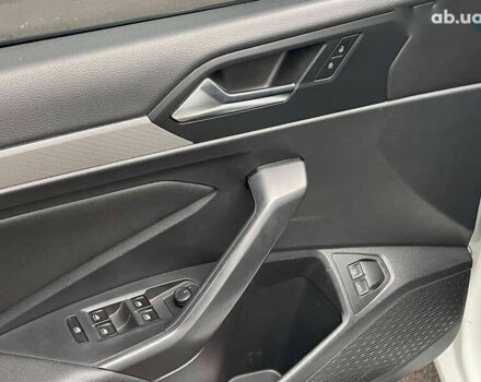 Білий Фольксваген Джетта, об'ємом двигуна 1.4 л та пробігом 39 тис. км за 17900 $, фото 23 на Automoto.ua