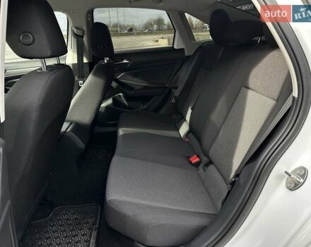 Білий Фольксваген Джетта, об'ємом двигуна 1.4 л та пробігом 31 тис. км за 15999 $, фото 27 на Automoto.ua