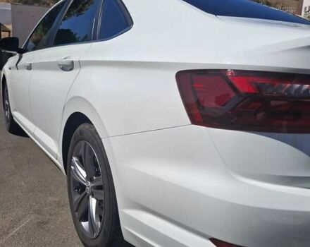 Белый Фольксваген Джетта, объемом двигателя 1.4 л и пробегом 65 тыс. км за 15500 $, фото 5 на Automoto.ua