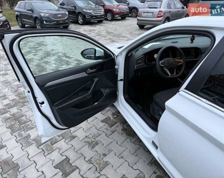 Білий Фольксваген Джетта, об'ємом двигуна 1.5 л та пробігом 110 тис. км за 19999 $, фото 17 на Automoto.ua