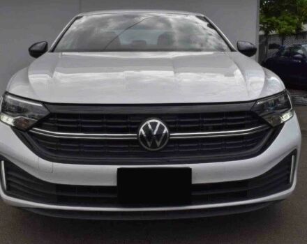 Белый Фольксваген Джетта, объемом двигателя 1.6 л и пробегом 24 тыс. км за 9600 $, фото 1 на Automoto.ua