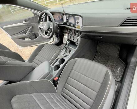 Белый Фольксваген Джетта, объемом двигателя 1.5 л и пробегом 12 тыс. км за 21999 $, фото 2 на Automoto.ua