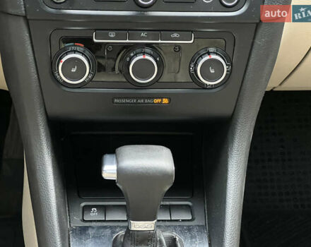 Белый Фольксваген Джетта, объемом двигателя 1.98 л и пробегом 257 тыс. км за 8300 $, фото 40 на Automoto.ua