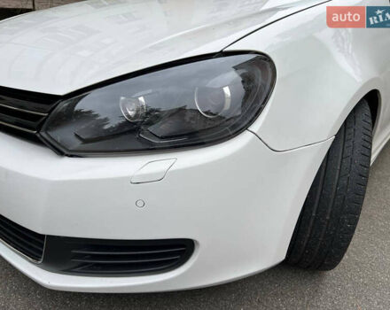 Білий Фольксваген Джетта, об'ємом двигуна 2 л та пробігом 243 тис. км за 7500 $, фото 1 на Automoto.ua