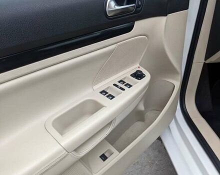 Белый Фольксваген Джетта, объемом двигателя 2.5 л и пробегом 268 тыс. км за 8500 $, фото 11 на Automoto.ua