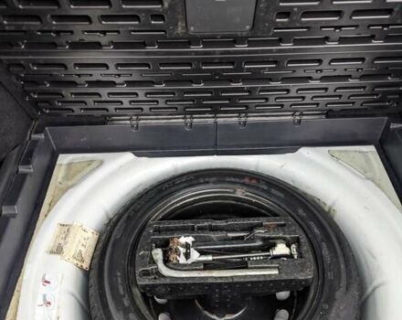 Белый Фольксваген Джетта, объемом двигателя 2.5 л и пробегом 268 тыс. км за 8500 $, фото 26 на Automoto.ua