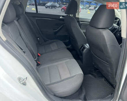 Белый Фольксваген Джетта, объемом двигателя 2.5 л и пробегом 259 тыс. км за 7200 $, фото 19 на Automoto.ua