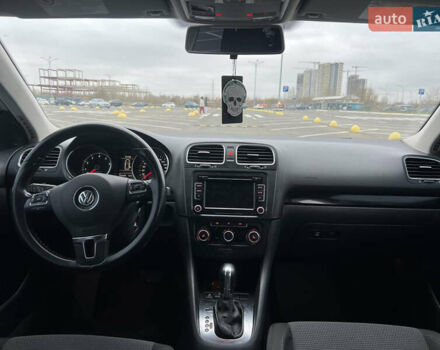 Белый Фольксваген Джетта, объемом двигателя 2.5 л и пробегом 259 тыс. км за 7200 $, фото 12 на Automoto.ua