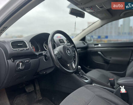 Белый Фольксваген Джетта, объемом двигателя 2.5 л и пробегом 258 тыс. км за 6500 $, фото 32 на Automoto.ua