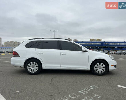 Белый Фольксваген Джетта, объемом двигателя 2.5 л и пробегом 259 тыс. км за 7200 $, фото 1 на Automoto.ua