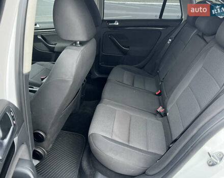 Белый Фольксваген Джетта, объемом двигателя 2.5 л и пробегом 258 тыс. км за 6500 $, фото 29 на Automoto.ua