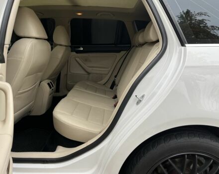 Фольксваген Джетта 2012 в Киеве на Automoto.ua Белый Фольксваген Джетта, объемом двигателя 2 л и пробегом 278 тыс. км за 8500 $, фото 16 на Automoto.ua