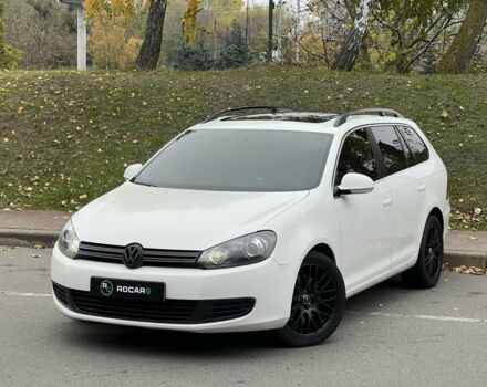 Фольксваген Джетта 2012 в Киеве на Automoto.ua Белый Фольксваген Джетта, объемом двигателя 2 л и пробегом 278 тыс. км за 8500 $, фото 1 на Automoto.ua