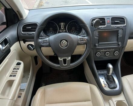 Фольксваген Джетта 2012 в Киеве на Automoto.ua Белый Фольксваген Джетта, объемом двигателя 2 л и пробегом 278 тыс. км за 8500 $, фото 11 на Automoto.ua