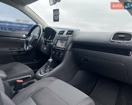 Белый Фольксваген Джетта, объемом двигателя 2.5 л и пробегом 259 тыс. км за 7200 $, фото 21 на Automoto.ua