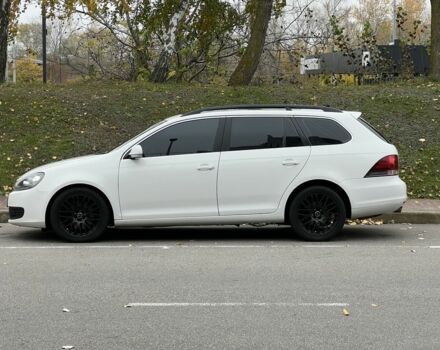 Фольксваген Джетта 2012 в Киеве на Automoto.ua Белый Фольксваген Джетта, объемом двигателя 2 л и пробегом 278 тыс. км за 8500 $, фото 2 на Automoto.ua