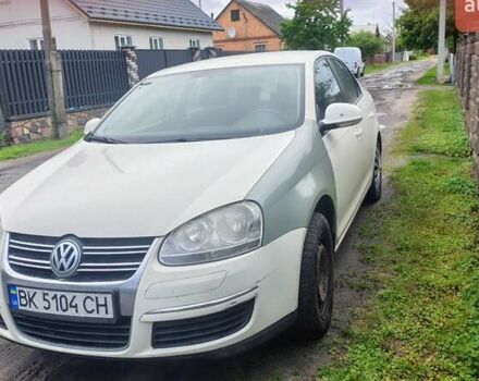 Белый Фольксваген Джетта, объемом двигателя 1.9 л и пробегом 327 тыс. км за 4200 $, фото 1 на Automoto.ua