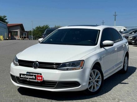 Фольксваген Джетта 2010 в Львове на Automoto.ua Белый Фольксваген Джетта, объемом двигателя 2.5 л и пробегом 240 тыс. км за 6990 $, фото 1 на Automoto.ua