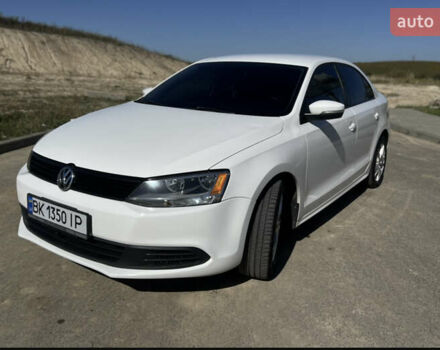Білий Фольксваген Джетта, об'ємом двигуна 2.48 л та пробігом 220 тис. км за 8000 $, фото 1 на Automoto.ua
