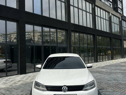 Белый Фольксваген Джетта, объемом двигателя 1.4 л и пробегом 205 тыс. км за 6700 $, фото 1 на Automoto.ua