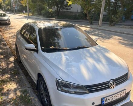 Білий Фольксваген Джетта, об'ємом двигуна 2.5 л та пробігом 260 тис. км за 7009 $, фото 1 на Automoto.ua