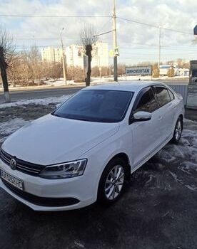 Белый Фольксваген Джетта, объемом двигателя 2.48 л и пробегом 211 тыс. км за 9800 $, фото 1 на Automoto.ua