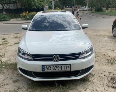 Белый Фольксваген Джетта, объемом двигателя 2.5 л и пробегом 183 тыс. км за 10000 $, фото 1 на Automoto.ua