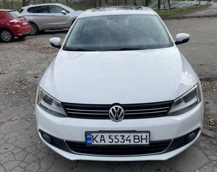 Белый Фольксваген Джетта, объемом двигателя 2.47 л и пробегом 234 тыс. км за 9400 $, фото 1 на Automoto.ua