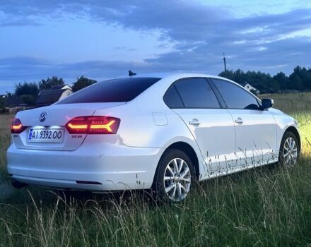 Белый Фольксваген Джетта, объемом двигателя 2.5 л и пробегом 205 тыс. км за 10500 $, фото 1 на Automoto.ua