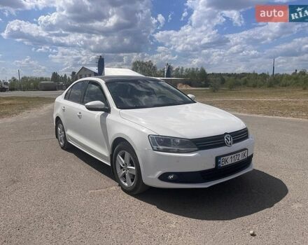 Белый Фольксваген Джетта, объемом двигателя 1.6 л и пробегом 235 тыс. км за 9200 $, фото 1 на Automoto.ua