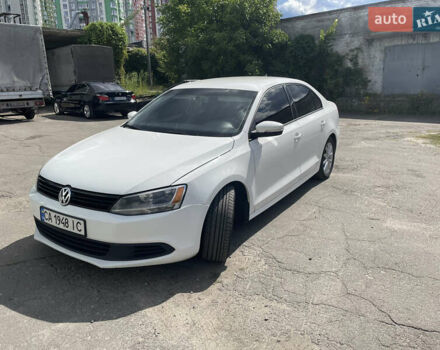 Білий Фольксваген Джетта, об'ємом двигуна 2.5 л та пробігом 320 тис. км за 8100 $, фото 1 на Automoto.ua