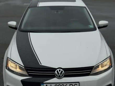 Белый Фольксваген Джетта, объемом двигателя 2.48 л и пробегом 277 тыс. км за 9000 $, фото 1 на Automoto.ua