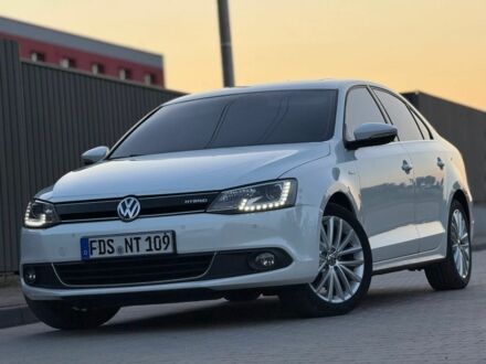 Белый Фольксваген Джетта, объемом двигателя 0 л и пробегом 240 тыс. км за 10500 $, фото 1 на Automoto.ua