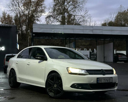 Фольксваген Джетта 2013 в Киеве на Automoto.ua Белый Фольксваген Джетта, объемом двигателя 2.48 л и пробегом 230 тыс. км за 7000 $, фото 1 на Automoto.ua