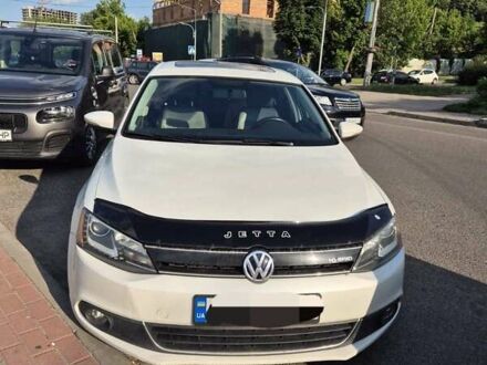 Белый Фольксваген Джетта, объемом двигателя 1.39 л и пробегом 240 тыс. км за 8000 $, фото 1 на Automoto.ua