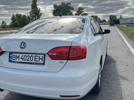 Фольксваген Джетта 2014 в Ромнах на Automoto.ua Белый Фольксваген Джетта, объемом двигателя 1.8 л и пробегом 199 тыс. км за 8800 $, фото 1 на Automoto.ua