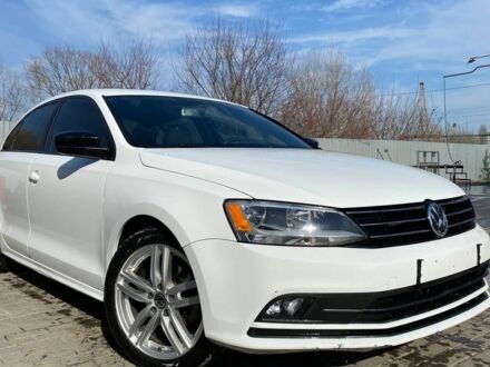 Белый Фольксваген Джетта, объемом двигателя 1.8 л и пробегом 156 тыс. км за 12500 $, фото 1 на Automoto.ua