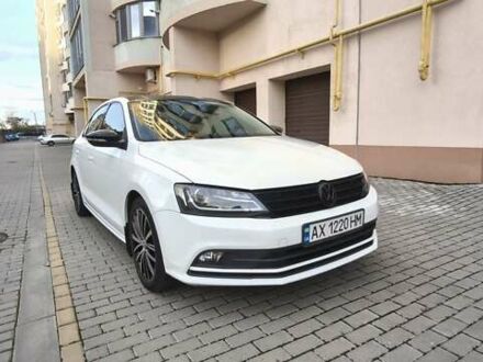 Фольксваген Джетта 2015 у Харкові на Automoto.ua Білий Фольксваген Джетта, об'ємом двигуна 1.98 л та пробігом 143 тис. км за 8999 $, фото 1 на Automoto.ua